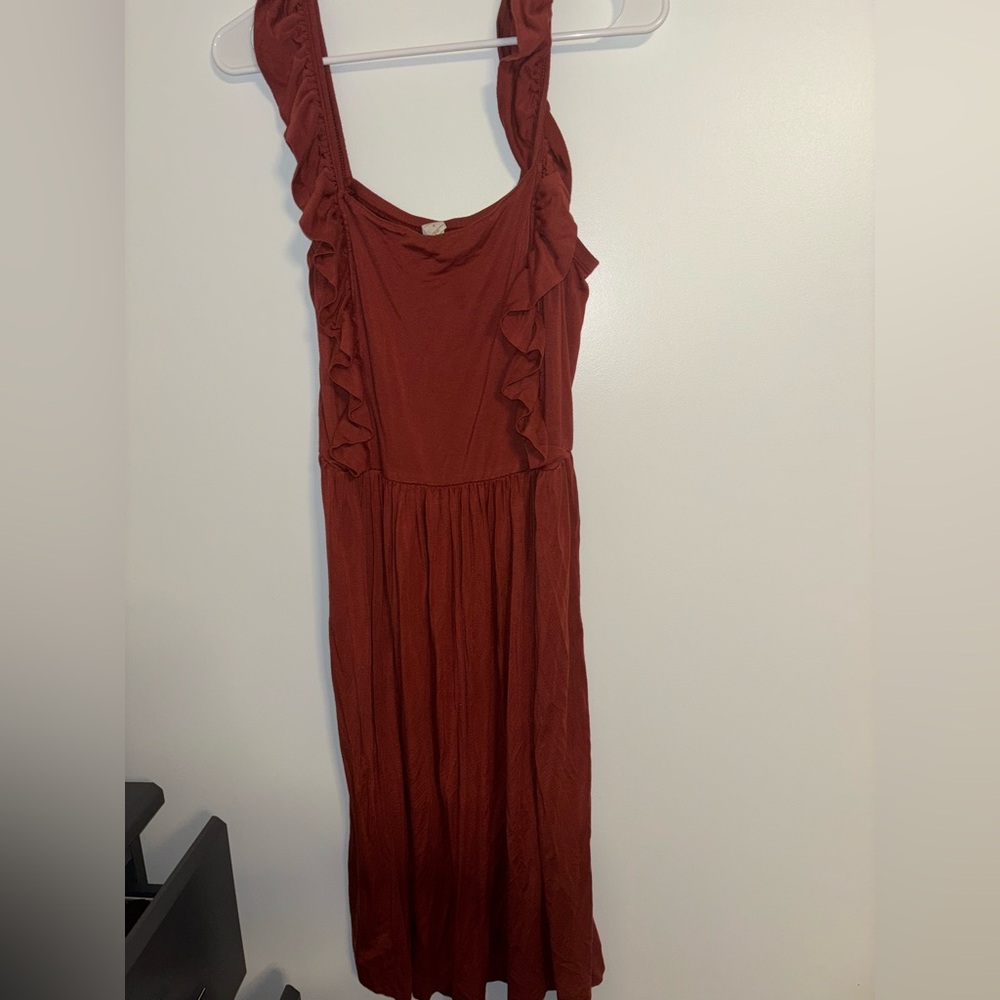 Kate Quinn dress